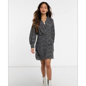 & other stories wrap dress white printed black dress 36 (6)